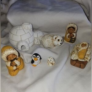 Lucuma Polar Nativity set